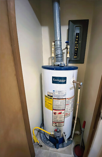 https://trigghotwater.com.au/uploads/2025/06/gas-hot-water-system-40702.jpg