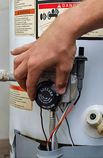 https://trigghotwater.com.au/uploads/2025/06/hot-water-servicing-68760.jpg