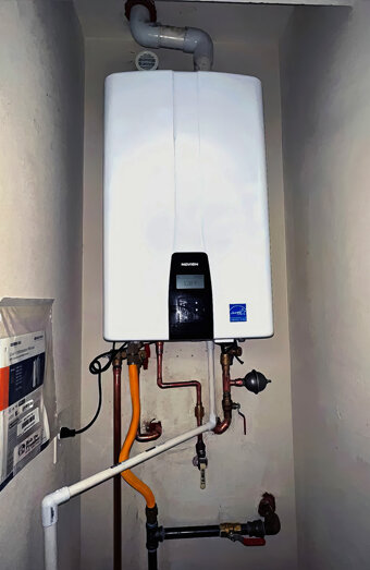 https://trigghotwater.com.au/uploads/2025/06/thermostatic-water-systems-37047.jpg